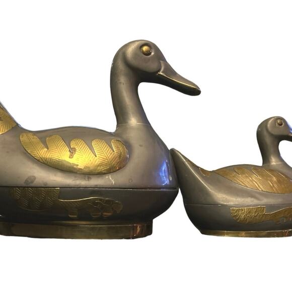 1970s Pewter and Brass Duck Trinket Boxes or Tureens - Picture 13 of 13